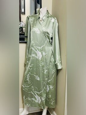 Alfani Light Sage Marble-Print Satin Shirt Dress